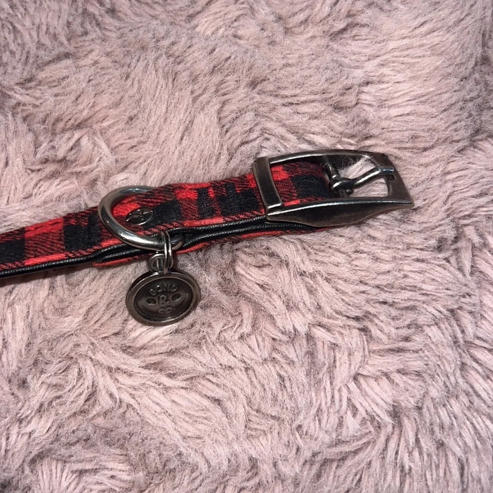 Bond & Co. red & black buffalo plaid flannel style dog pet collar .75” thick​